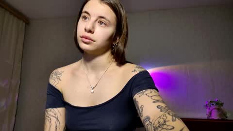 Lucy online show from February 20, 4:09 pm