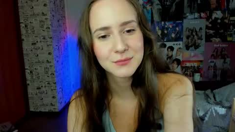 Snapshot of lucyrose33 chatting on September 22, 3:38 pm Lucy Rose online show from September 22, 3:38 pm