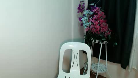 lucyseductive online show from December 15, 11:45 pm