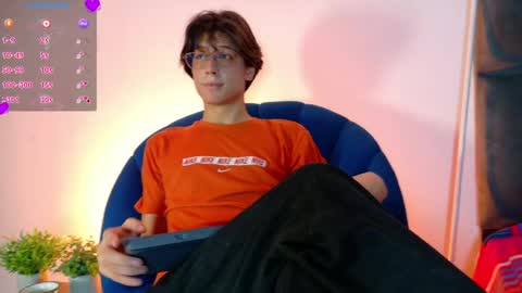 Lui online show from April 20, 3:42 am