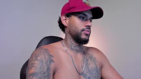 Luigi Vitale online show from February 17, 1:26 am