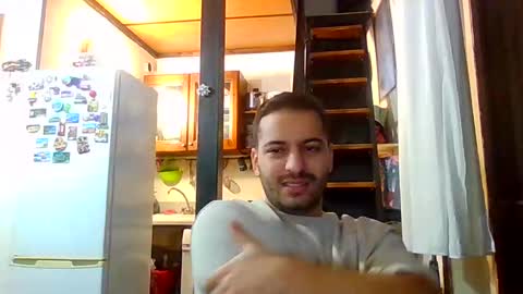 Snapshot of luigi281996 chatting on December 19, 2:57 pm luigi281996 online show from December 19, 2:57 pm