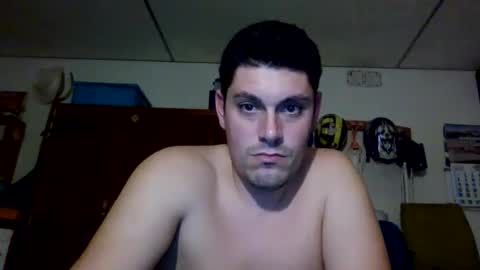 Snapshot of luis2423 chatting on October 13, 5:15 pm A slave to the mistress.. un esclavo para las amas dominantes. online show from October 13, 5:15 pm