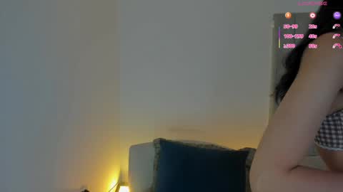 L U I S A online show from April 2, 7:21 pm