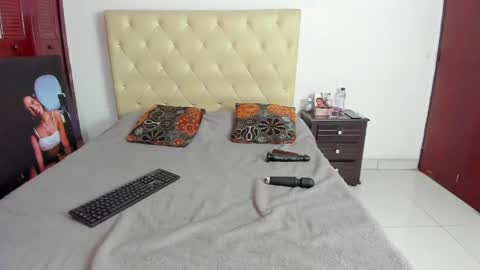 Luissa online show from April 6, 1:34 pm