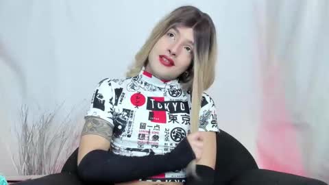 Luka Castillo online show from January 13, 6:37 pm