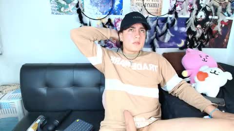 Snapshot of lukashollow chatting on October 26, 1:50 am lukas 3 online show from October 26, 1:50 am