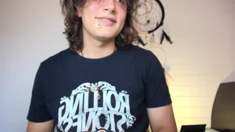 Snapshot of lukashollow chatting on January 14, 6:49 pm lukas 3 online show from January 14, 6:49 pm