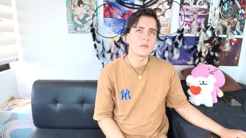 Snapshot of lukashollow chatting on October 10, 5:08 pm lukas 3 online show from October 10, 5:08 pm