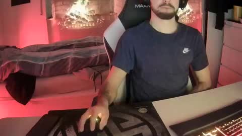 lukasschoetz online show from February 6, 12:26 pm