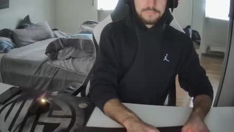 lukasschoetz online show from February 10, 12:29 pm