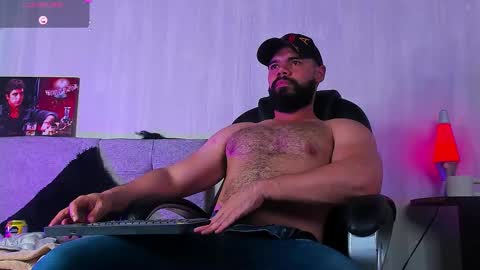 luke diaz7 online show from March 6, 11:37 pm