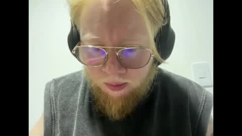 Lucas online show from April 14, 6:38 am