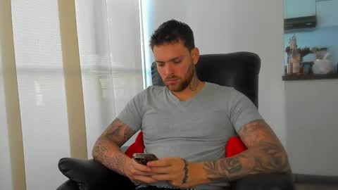 Luke online show from April 22, 1:07 pm