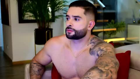 Lukhas f4f online show from November 10, 11:07 pm