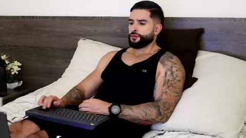 Lukhas f4f online show from October 24, 2:45 am