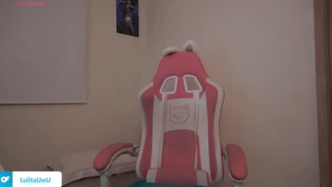 lulitauwu online show from November 27, 4:20 am