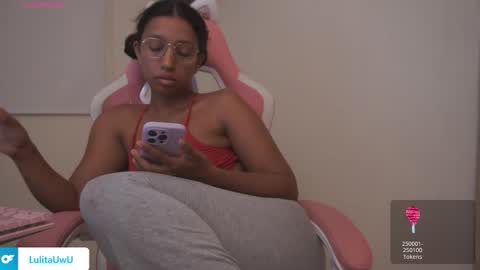 lulitauwu online show from November 12, 3:42 am