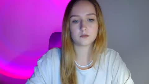 Lulu Baby18 online show from November 7, 6:43 pm