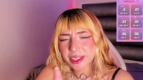 elizabeth online show from March 28, 8:43 pm