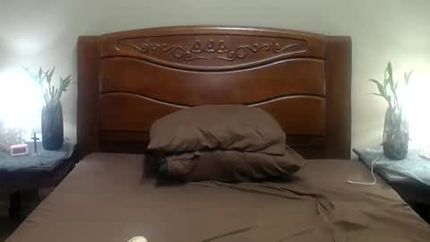 lulu_wild online show from November 14, 11:23 am