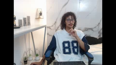 Vanity ErosX online show from May 27, 1:52 pm