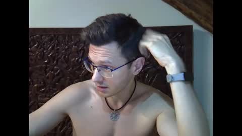 Andrew independent model 2000-0000 CET daily online show from December 21, 8:59 pm