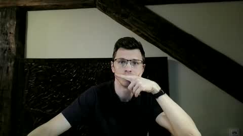 Andrew independent model 2000-0000 CET daily online show from April 20, 6:55 pm