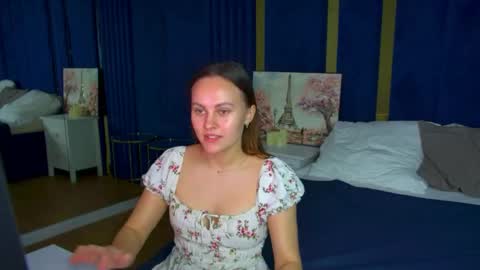 lumerisoren online show from May 6, 6:30 am