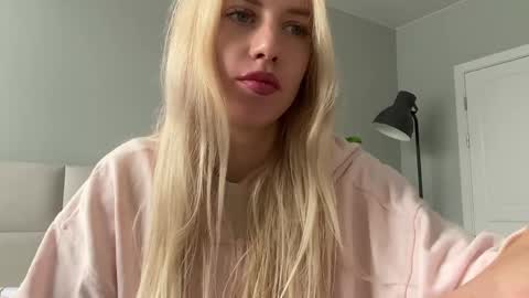 Catherine online show from May 24, 1:28 pm