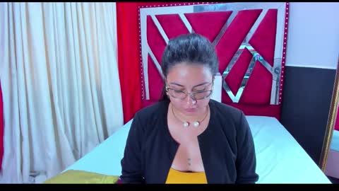 Snapshot of luna021_1 chatting on October 7, 8:49 pm Luna online show from October 7, 8:49 pm