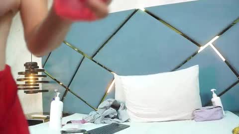 Sara online show from February 28, 3:43 am