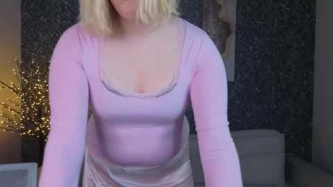 luna online show from March 11, 9:34 am