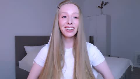 Luna online show from December 15, 1:23 am