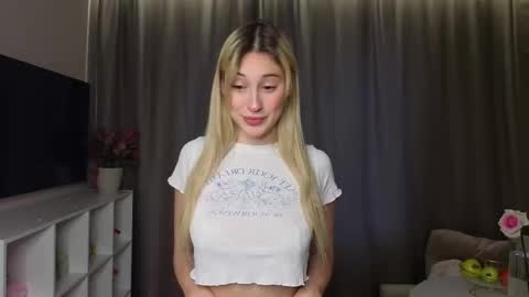 Olivia online show from November 21, 11:30 am