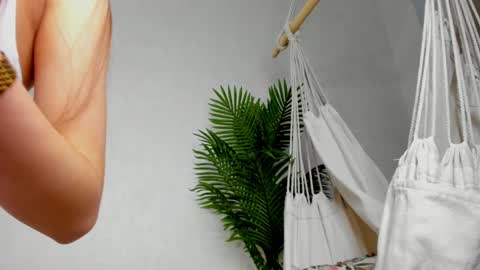 luna_mee online show from March 11, 9:12 am