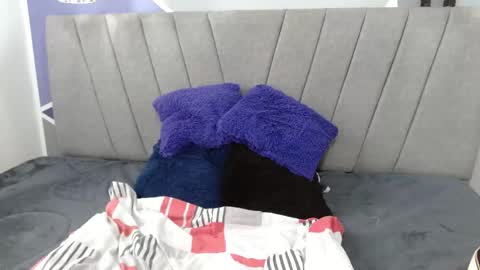 Luna  online show from March 7, 5:35 pm