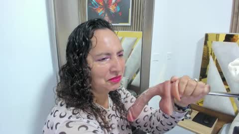 luna_naughty1 online show from June 29, 5:23 pm