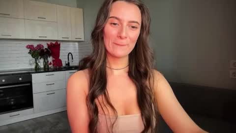 luna_raee online show from October 5, 10:12 am