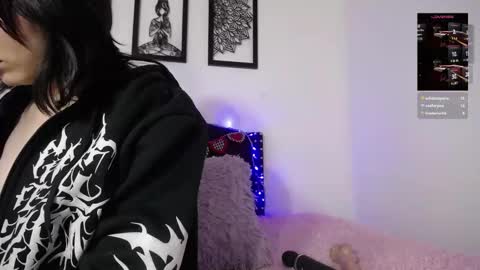 Luna H online show from March 3, 2:40 am