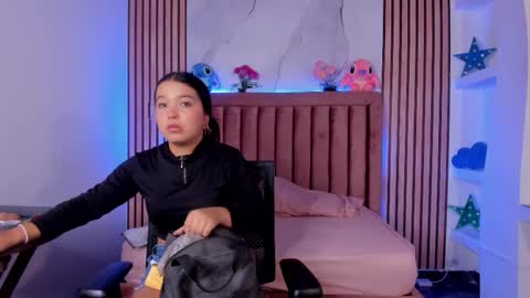 Luna  online show from November 12, 12:18 pm