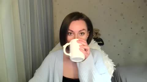 lunaa_bluee online show from December 15, 11:34 pm