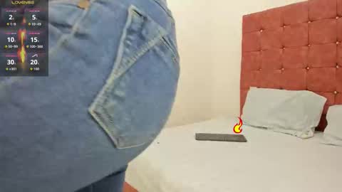 Snapshot of lunaa_lovegood chatting on October 14, 6:00 pm Luna online show from October 14, 6:00 pm