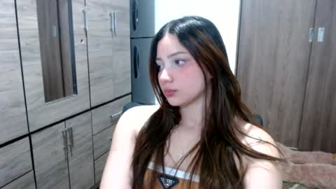 lunaa_sub online show from June 11, 7:12 pm