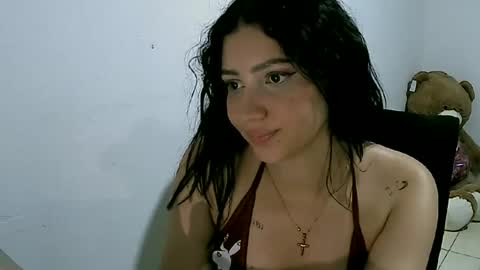 Snapshot of lunaa_sub chatting on March 1, 11:37 pm lunaa_sub online show from March 1, 11:37 pm
