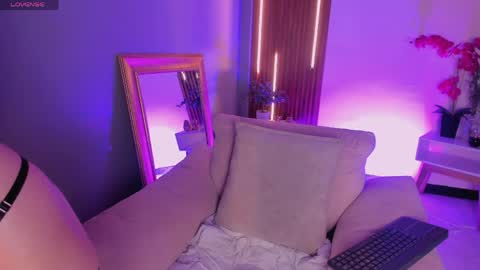 LunaaHarper online show from April 2, 8:38 pm