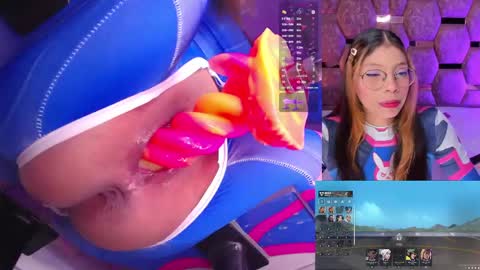 Luna online show from April 19, 9:17 pm