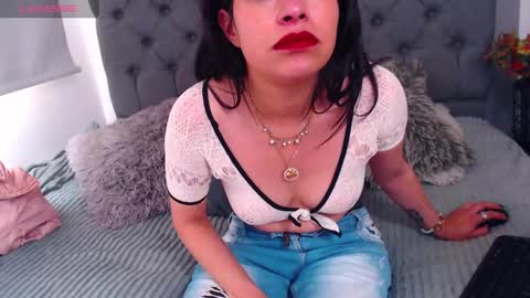 Luna  online show from January 18, 6:43 pm