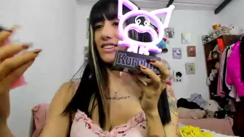 lunacristal_moon online show from June 26, 2:44 pm