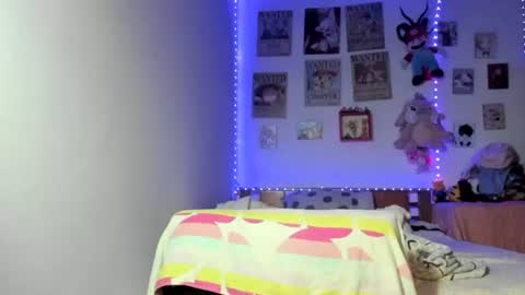 lunacristal_moon online show from July 20, 10:33 pm